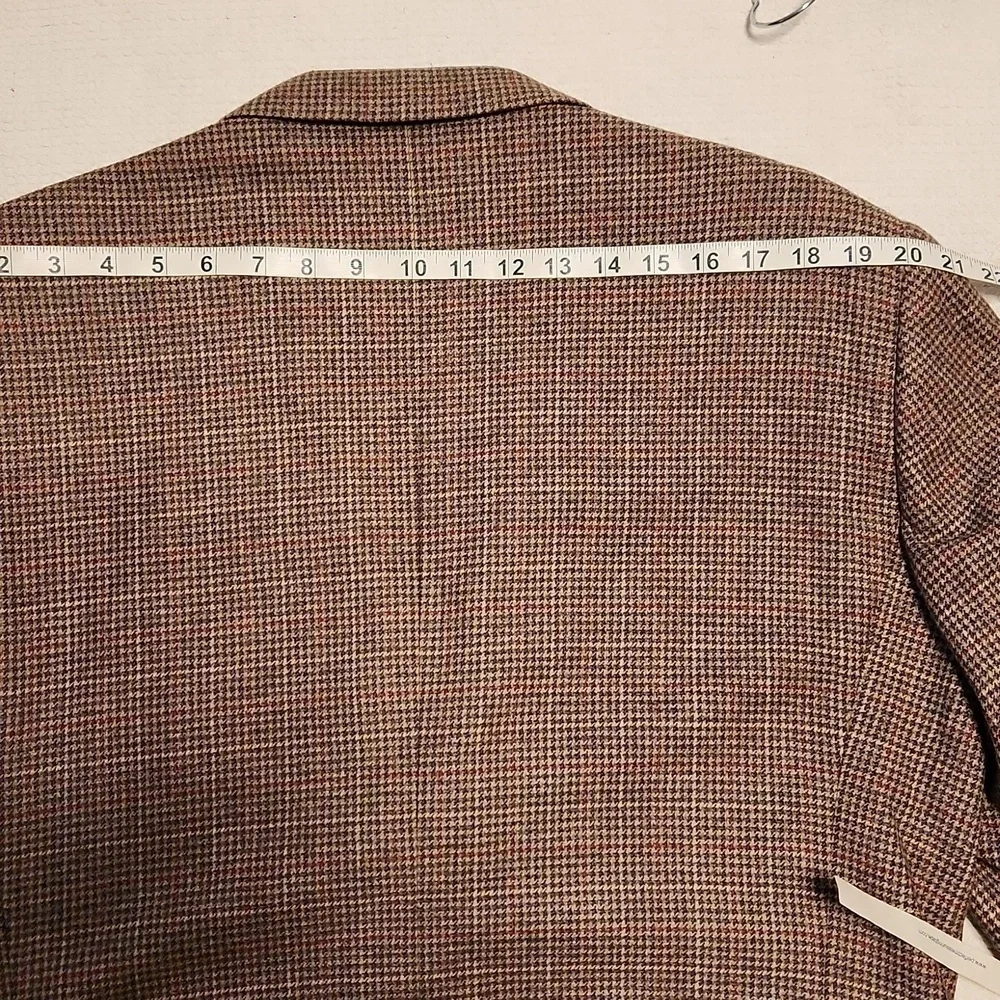 Luciano Barbera wool and made  in Italy Houndstooth single breasted blazer 44R